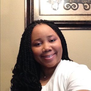 Meet your Posher, Yolanda